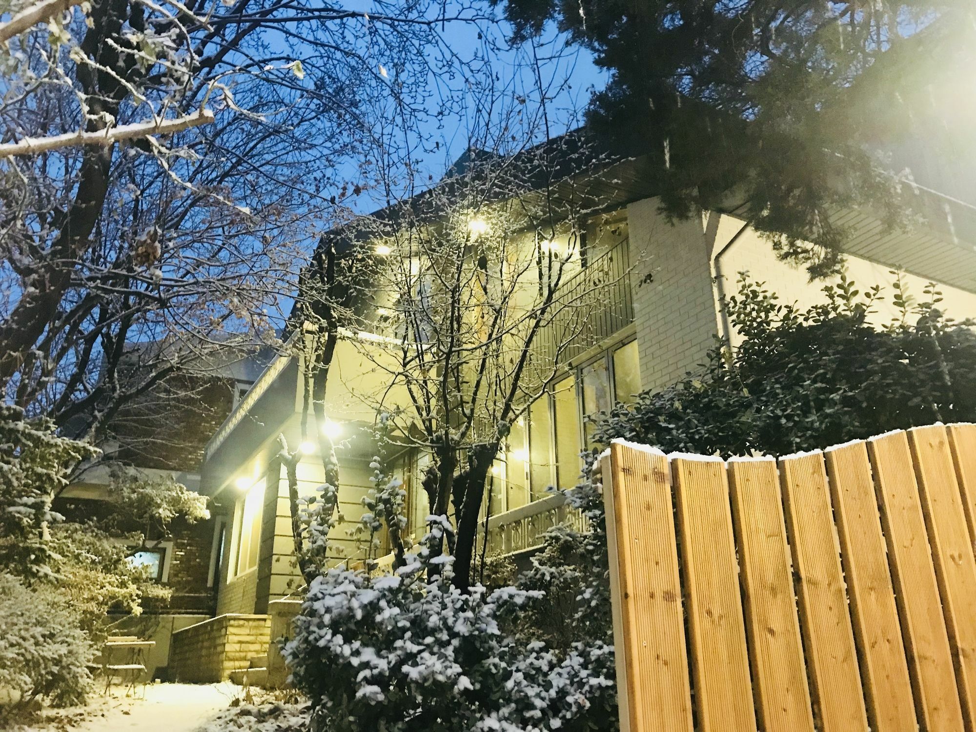 Naru Guesthouse Сеул Екстериор снимка